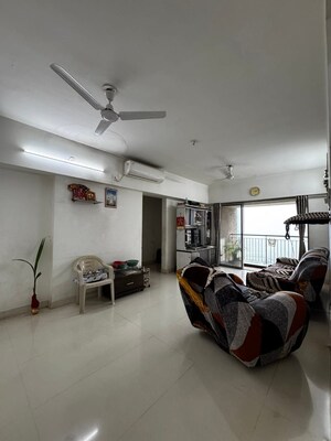 3 BHK Apartment For Rent in Lodha Splendora, Ghodbunder Road