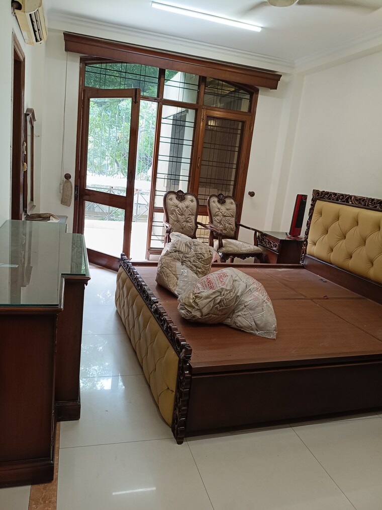Bedroom, new friends colony 6 Bedroom 500 Sq.Yd. Independent House In New Friends Colony Delhi 9417422