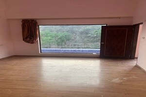 2 BHK Apartment For Rent in Goregaon East