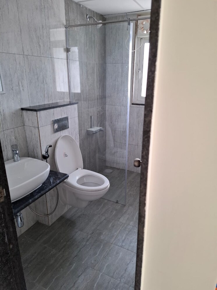 Bathroom, hinjewadi 3 Bedroom 1250 Sq.Ft. Apartment In Hinjewadi Pune 9417445