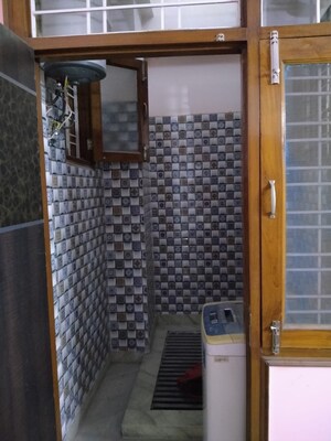Bathroom in 2.5 BHK Villa at Sector 22 – for Rent