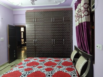 Bedroom in 2.5 BHK Villa at Sector 22 – for Rent