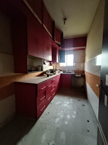 Kitchen in 6+ BHK Apartment at Kolkatta Gpo – for Sale