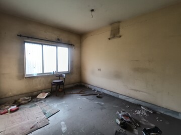 Room in 6+ BHK Apartment at Kolkatta Gpo – for Sale