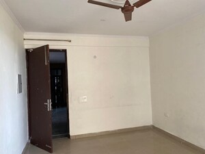 Room in 3 BHK Apartment at Maya Garden City, Lohgarh – for Rent