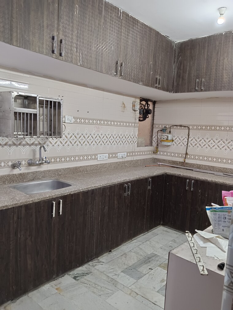 Kitchen, lajpat nagar 4 2 Bedroom 1009 Sq.Ft. Builder Floor In Lajpat Nagar 4 Delhi 9417570