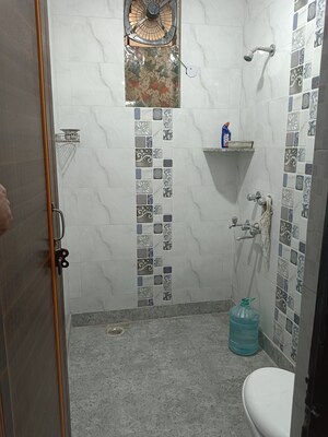 Bathroom in 2 BHK Builder Floor at Lajpat Nagar 4 – for Rent