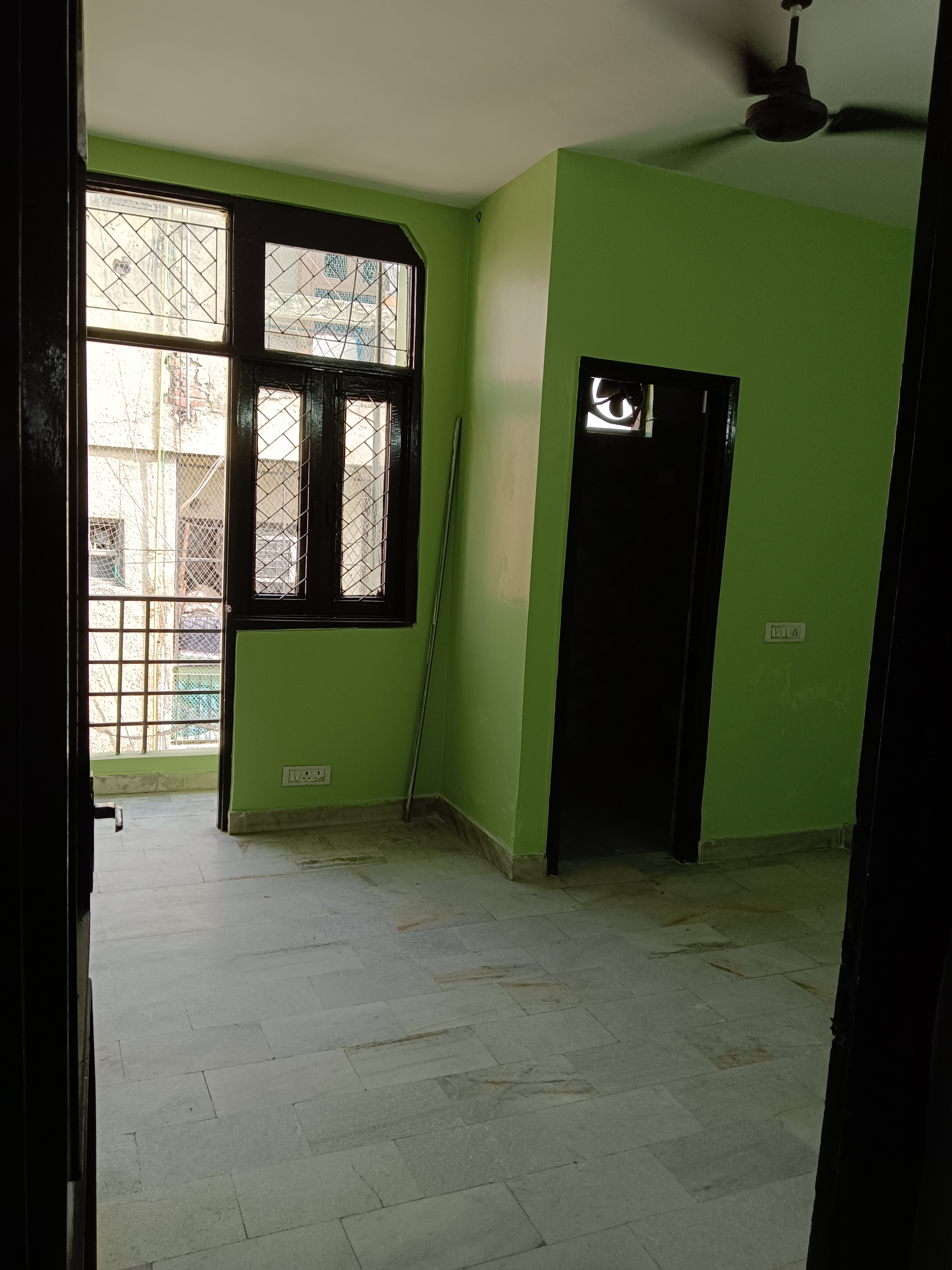 2 BHK Builder Floor For Rent in Amar Colony 