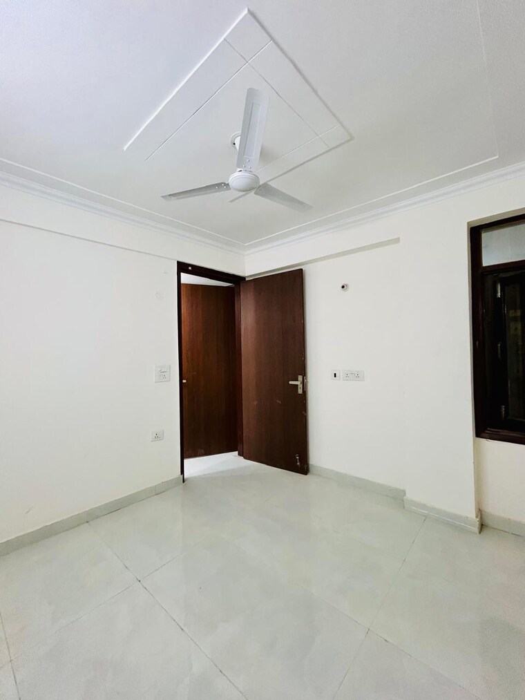 Room, risland-sky-mansion 2 Bedroom 1000 Sq.Ft. Builder Floor In Chattarpur Delhi 9417567