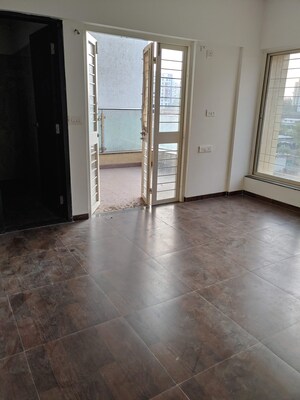 Furnished Amenities in 2 BHK Apartment at Gini Viviana, Balewadi – for Rent