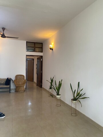 Room in 2 BHK Builder Floor at Greater Kailash – for Rent