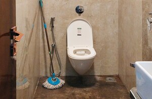 Bathroom in  Pg at Jogeshwari East – for Rent