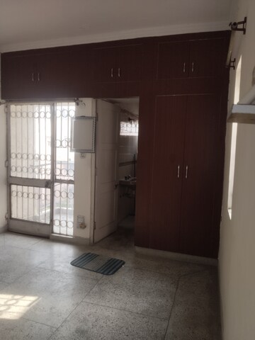 Room in 2 BHK Apartment at Sarita Vihar – for Sale