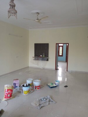 Living Room in 3 BHK Independent House at Sector 15 – for Rent