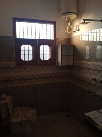 Bathroom in 3 BHK Independent House at Sector 15 – for Rent
