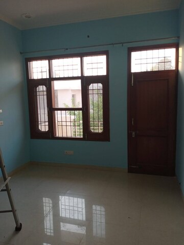 Bedroom in 3 BHK Independent House at Sector 15 – for Rent