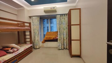 Room in 2 BHK Apartment at Dosti Group Imperia, Manpada – for Rent