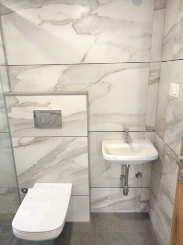 Bathroom in 3.5 BHK Apartment at Siddhivinayak Apartments Kothurd, Kothrud – for Rent