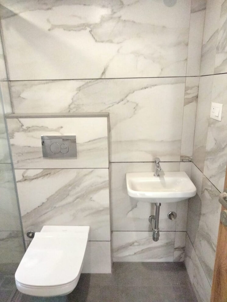 Bathroom, siddhivinayak-apartments-kothurd 3.5 Bedroom 1330 Sq.Ft. Apartment In Kothrud Pune 9417762