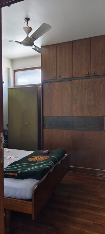 Furnished Amenities in 6+ BHK Apartment at Halasuru – for Sale