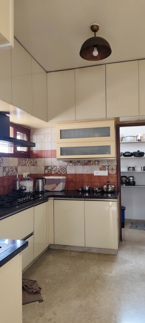 Kitchen in 6+ BHK Apartment at Halasuru – for Sale