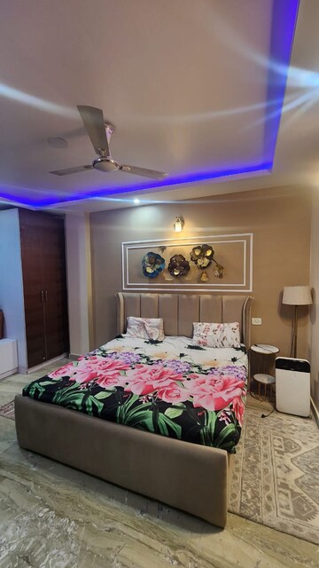 Bedroom in 3 BHK Builder Floor at Chattarpur – for Rent