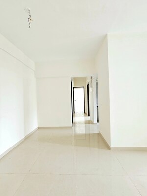 Room in 2 BHK Apartment at Andheri East – for Rent