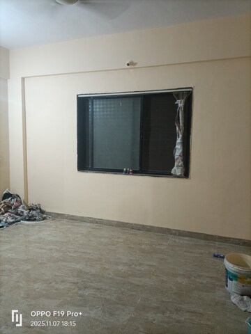 Room in 2 BHK Apartment at Karve Nagar – for Rent
