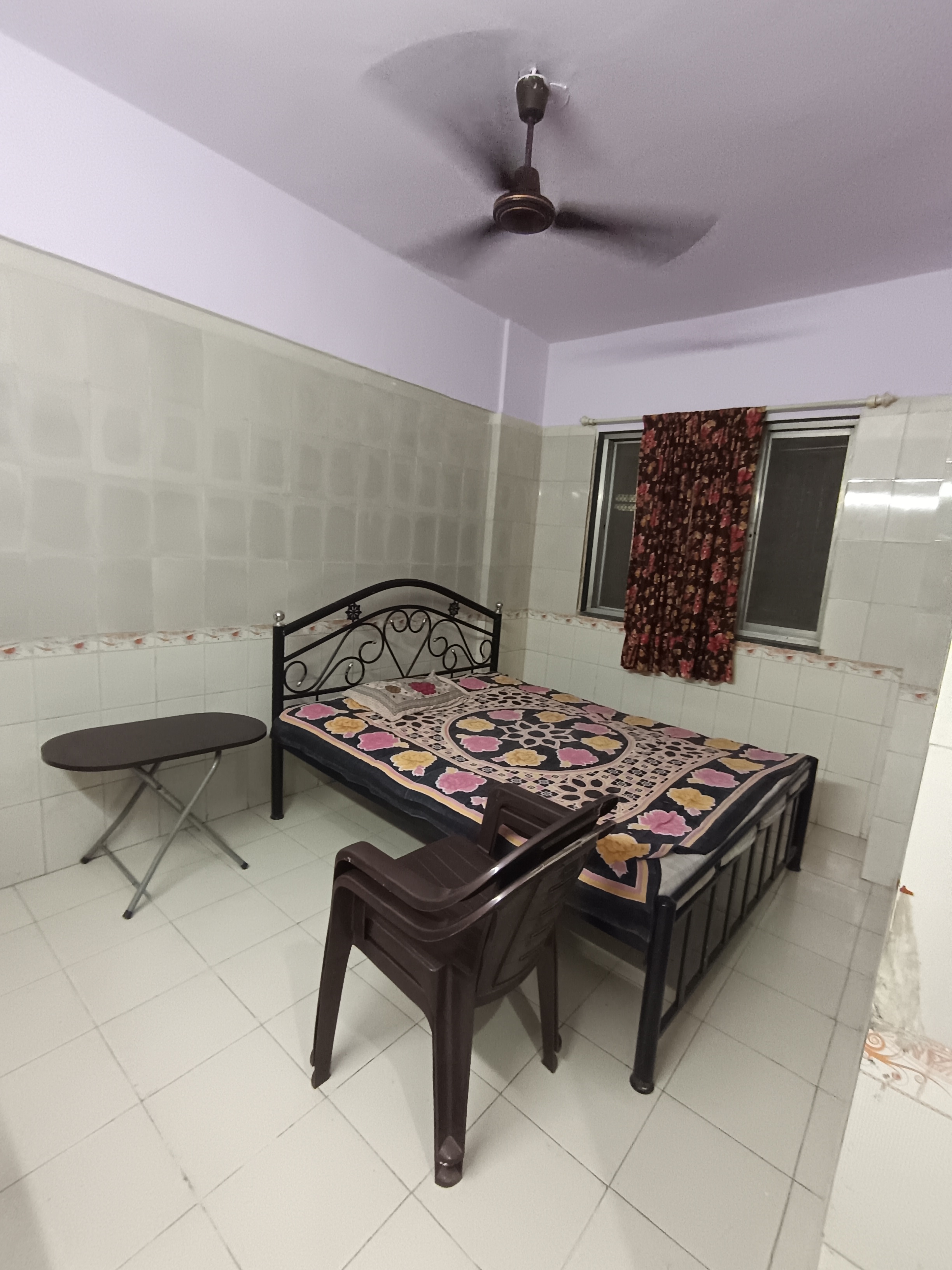 1 RkApartment For Rent in Bindra Complex