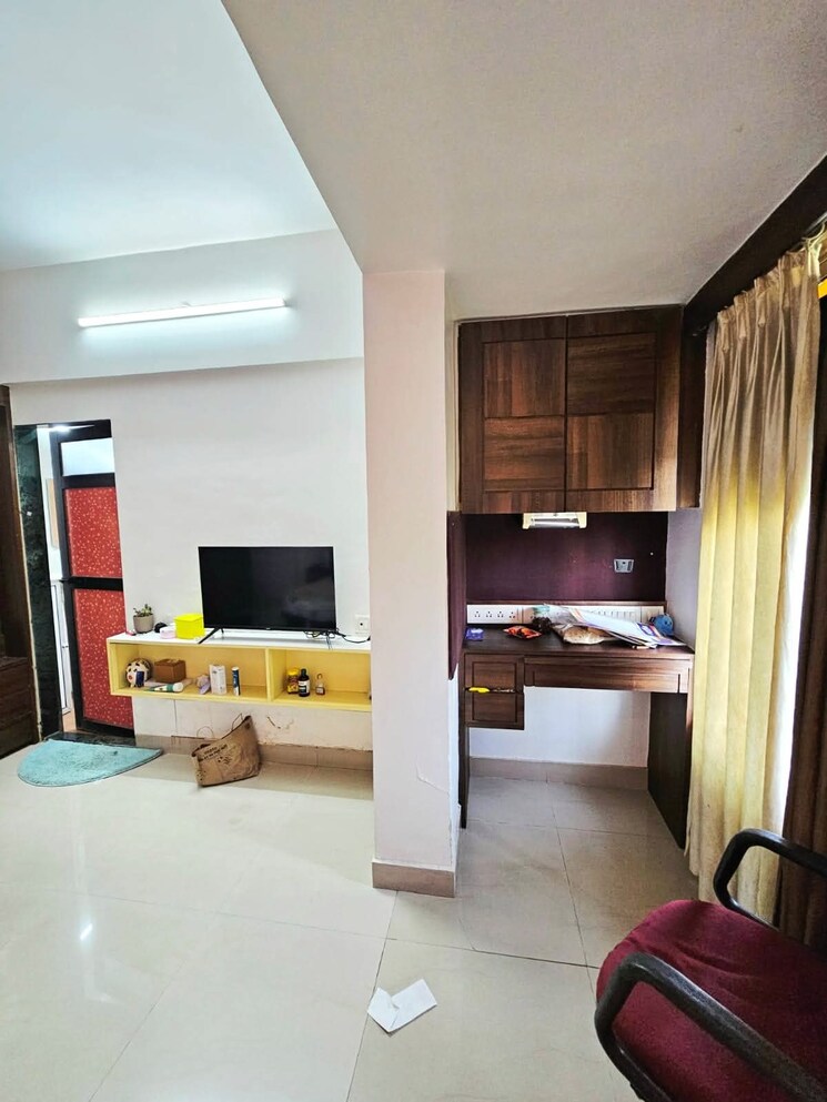 Living Room, ashok nagar 2 Bedroom 700 Sq.Ft. Apartment In Ashok Nagar Mumbai 9418050
