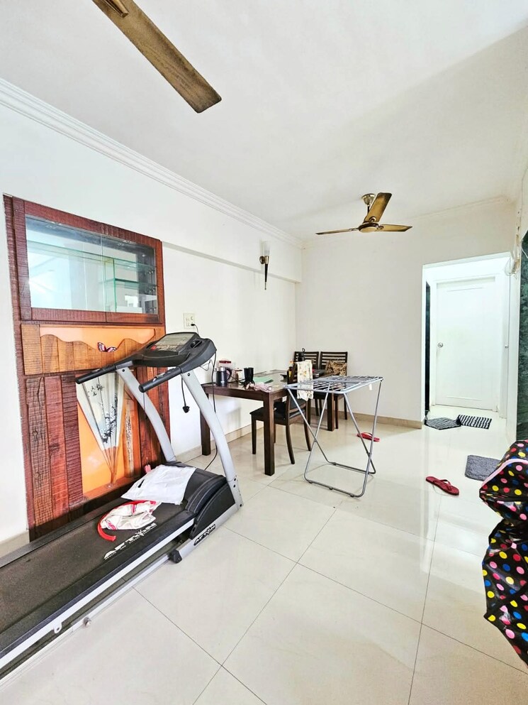 Living Room, ashok nagar 2 Bedroom 700 Sq.Ft. Apartment In Ashok Nagar Mumbai 9418050