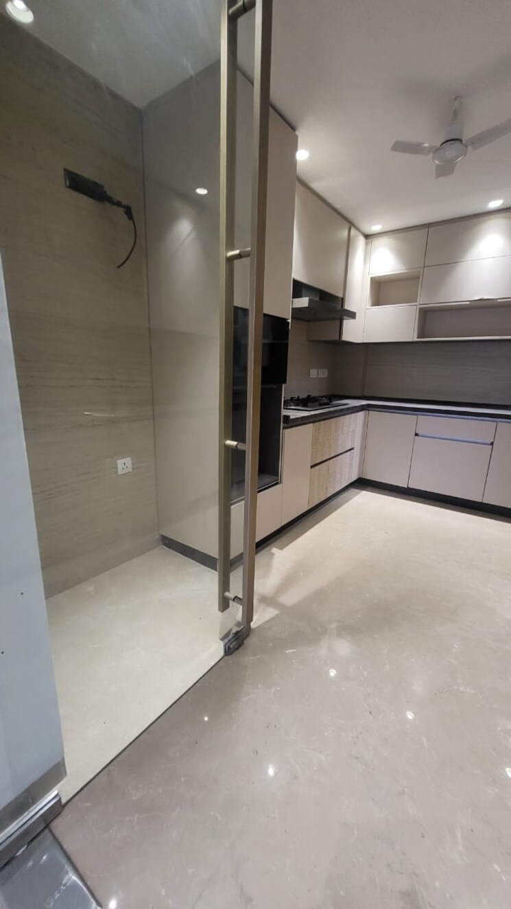 Kitchen, greater kailash ii 4 Bedroom 2700 Sq.Ft. Apartment In Greater Kailash ii Delhi 9417980