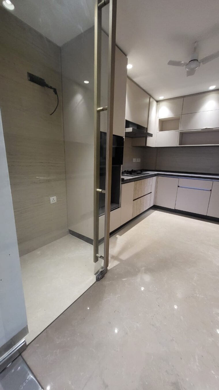 Kitchen, greater kailash ii 4 Bedroom 2700 Sq.Ft. Apartment In Greater Kailash ii Delhi 9417980