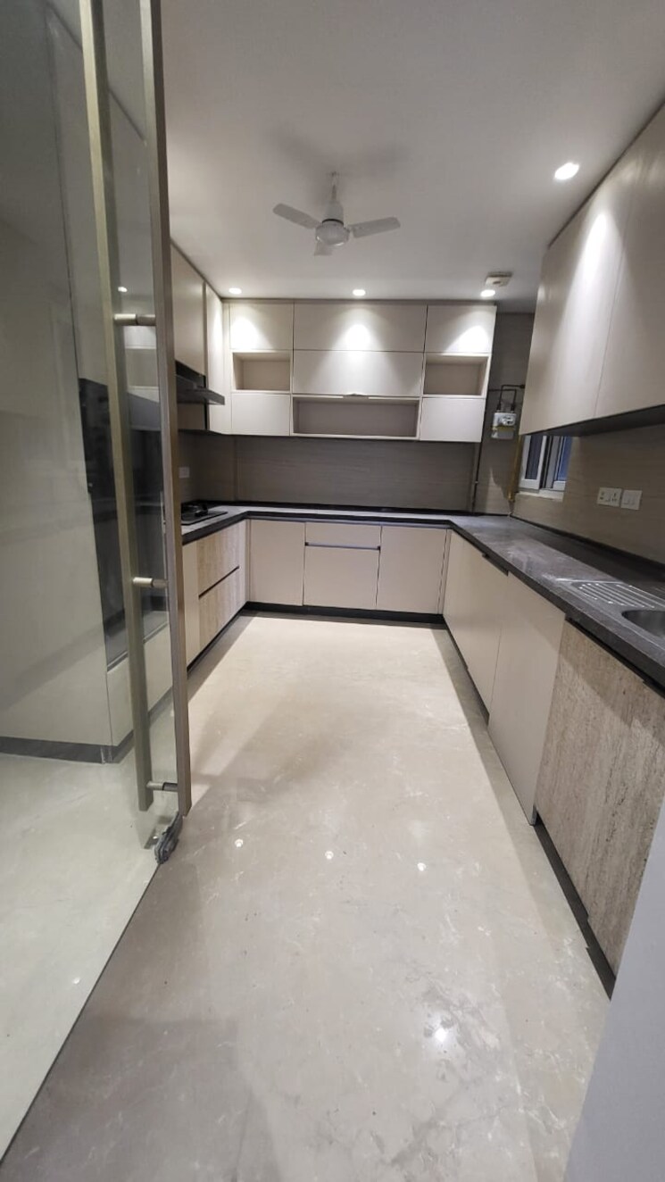 Kitchen, greater kailash ii 4 Bedroom 2700 Sq.Ft. Apartment In Greater Kailash ii Delhi 9417980