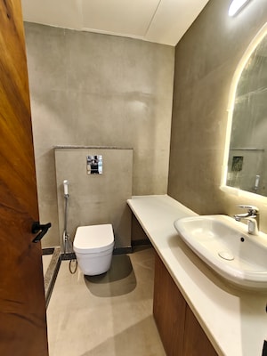 Bathroom in 3 BHK Builder Floor at Gupta Awas, Sector 43 – for Rent