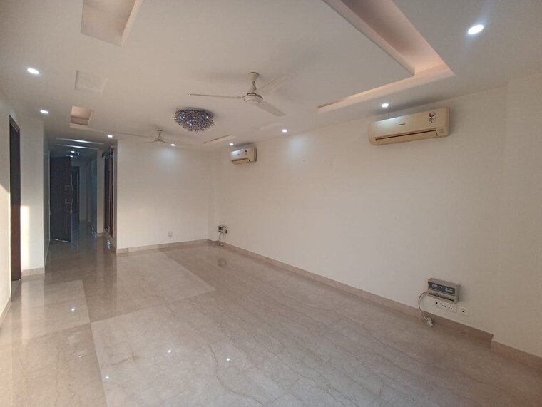 Room, greater kailash i 3 Bedroom 1925 Sq.Ft. Apartment In Greater Kailash I Delhi 9418097
