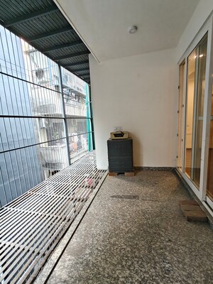 Balcony in 3 BHK Builder Floor at Ansal Sushant Lok I, Sector 43 – for Rent