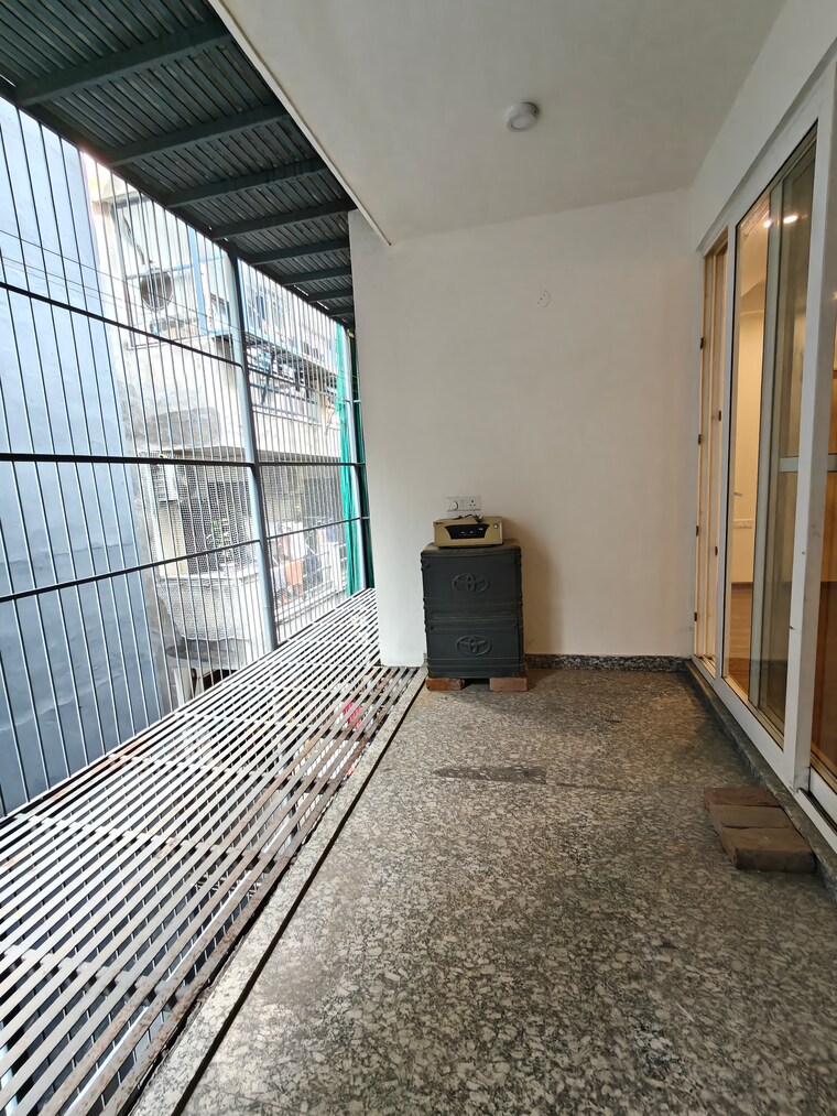 Balcony, ansal-sushant-lok-i 3 Bedroom 215 Sq.Yd. Builder Floor In Sector 43 Gurgaon 9418149