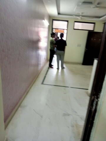 Room in 1 BHK Builder Floor at Neb Sarai – for Rent