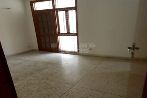 Room in 2 BHK Apartment at Koyna CHS Ghansoli, Ghansoli – for Sale