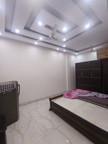 Bedroom in 2 BHK Builder Floor at Navbharat Apartments, Paschim Vihar – for Rent