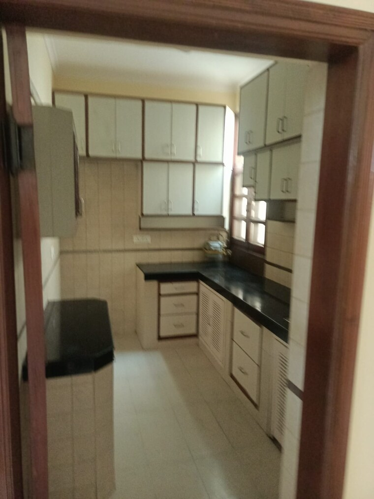 Kitchen, greater kailash i 3 Bedroom 1800 Sq.Ft. Apartment In Greater Kailash I Delhi 9418251