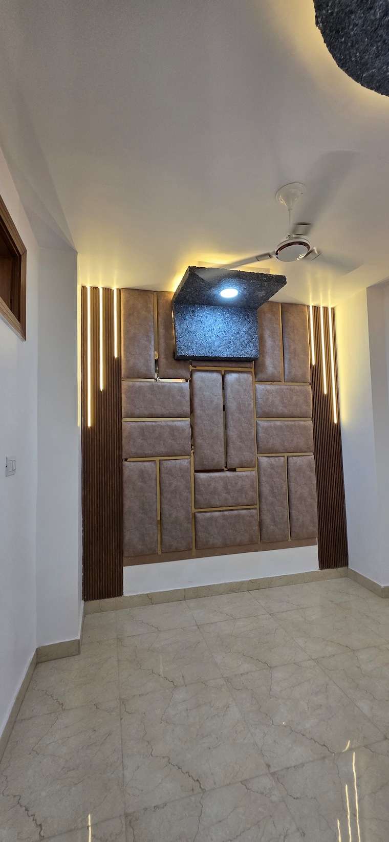 Living Room, uttam nagar 2 Bedroom 50 Sq.Yd. Builder Floor In Uttam Nagar Delhi 9418297