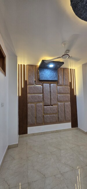 Living Room in 2 BHK Builder Floor at Uttam Nagar – for Rent