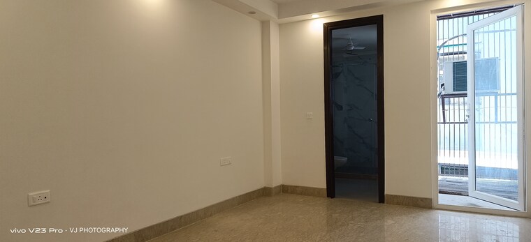 Room, malviya nagar 3 Bedroom 1800 Sq.Ft. Builder Floor In Malviya Nagar Delhi 9418350