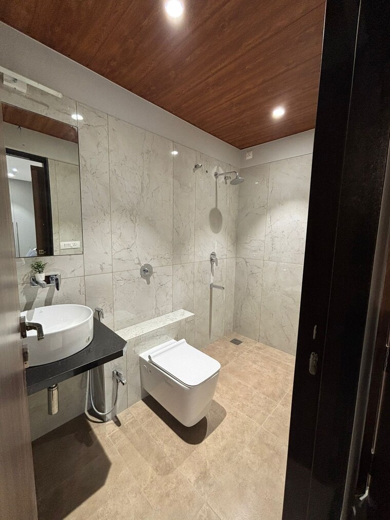 Attached Bathroom, kothrud 2.5 Bedroom 1442 Sq.Ft. Apartment In Kothrud Pune 9418355