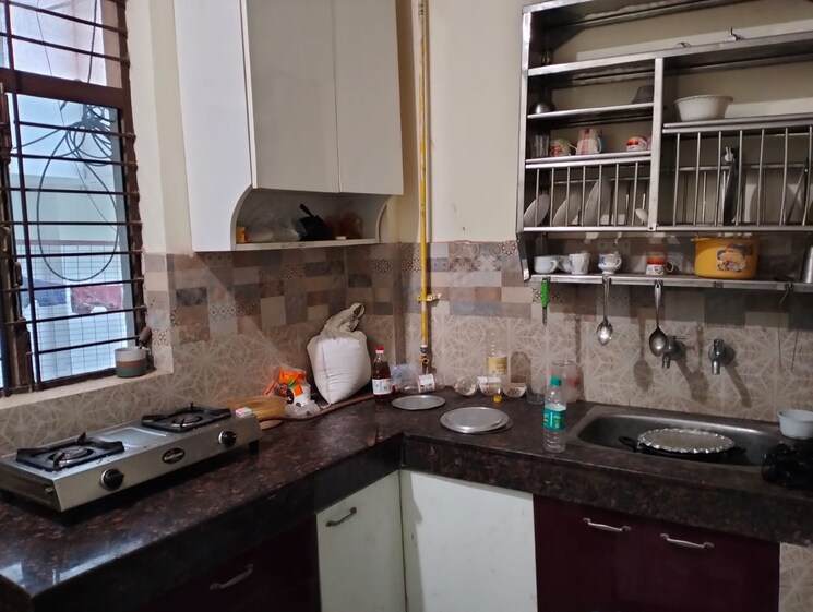 Kitchen, vasant kunj 1 Bedroom 700 Sq.Ft. Independent House In Vasant Kunj Delhi 9418420