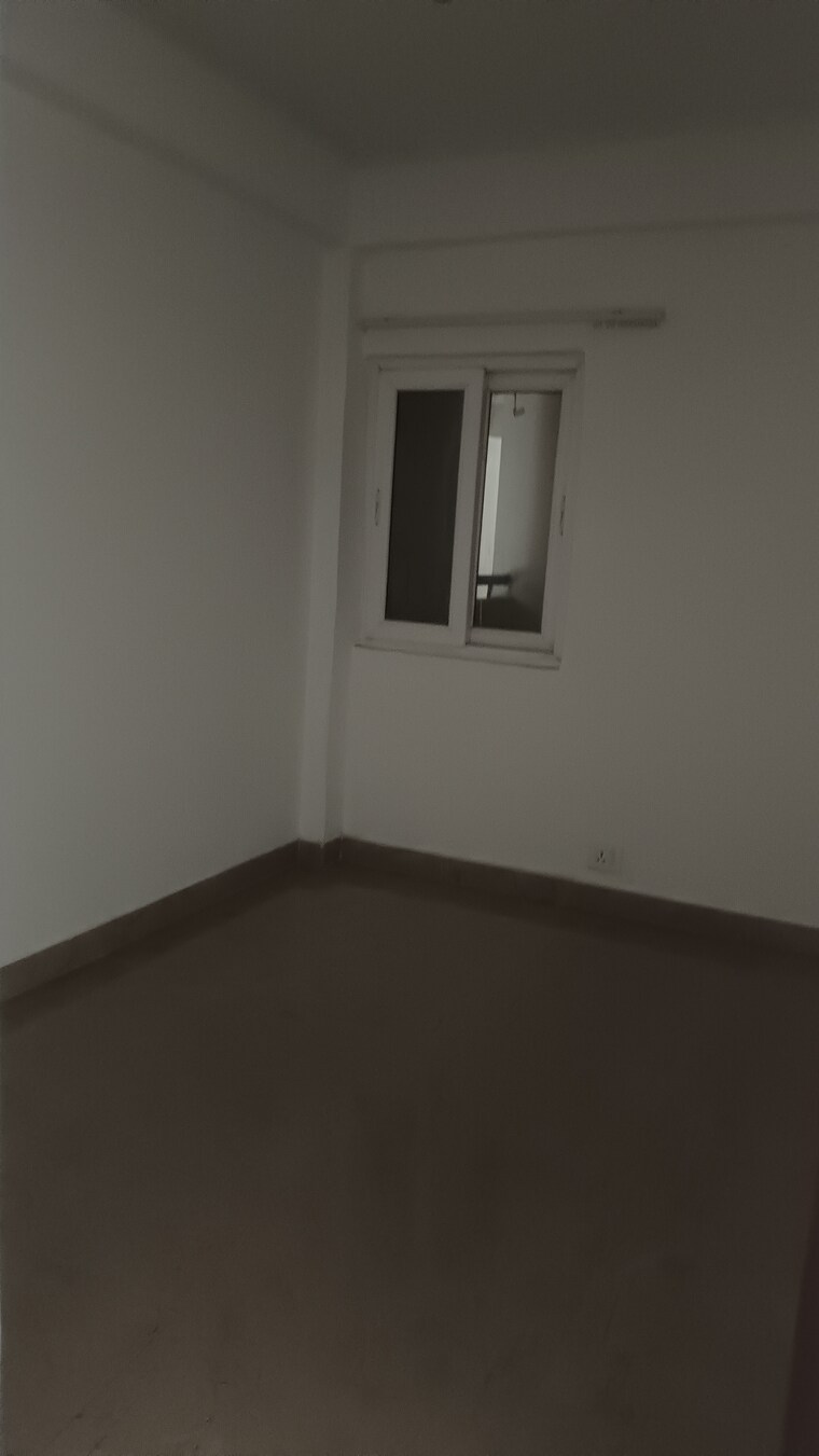 Room, saviour-park 2.5 Bedroom 1265 Sq.Ft. Apartment In Mohan Nagar Ghaziabad 9418474