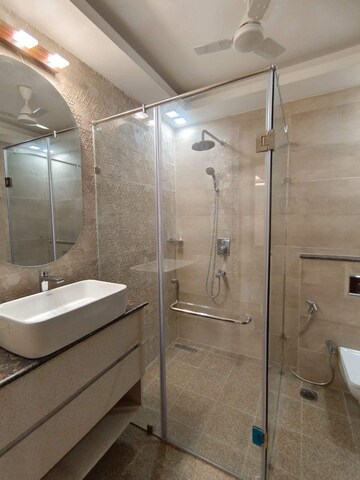 Bathroom in 4 BHK Apartment at Dlf Phase ii – for Rent