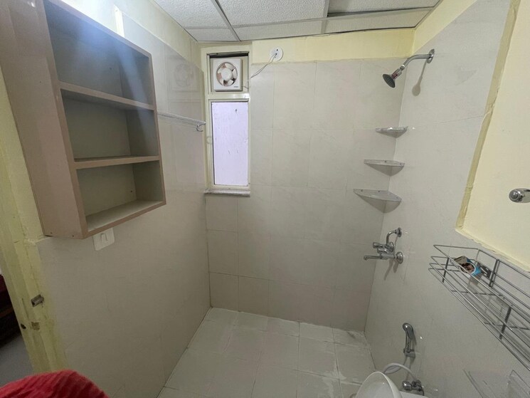 Bathroom, pyramid-pride 2 Bedroom 680 Sq.Ft. Apartment In Sector 76 Gurgaon 9418485